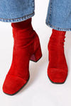 Red / 35 / AU 4
