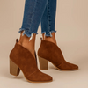 Chestnut Brown / 35 / AU 4