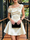 White / XS(2)
